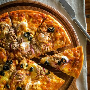 Tuna & Seafood Pizza - 12 Inch (Family Sharing)